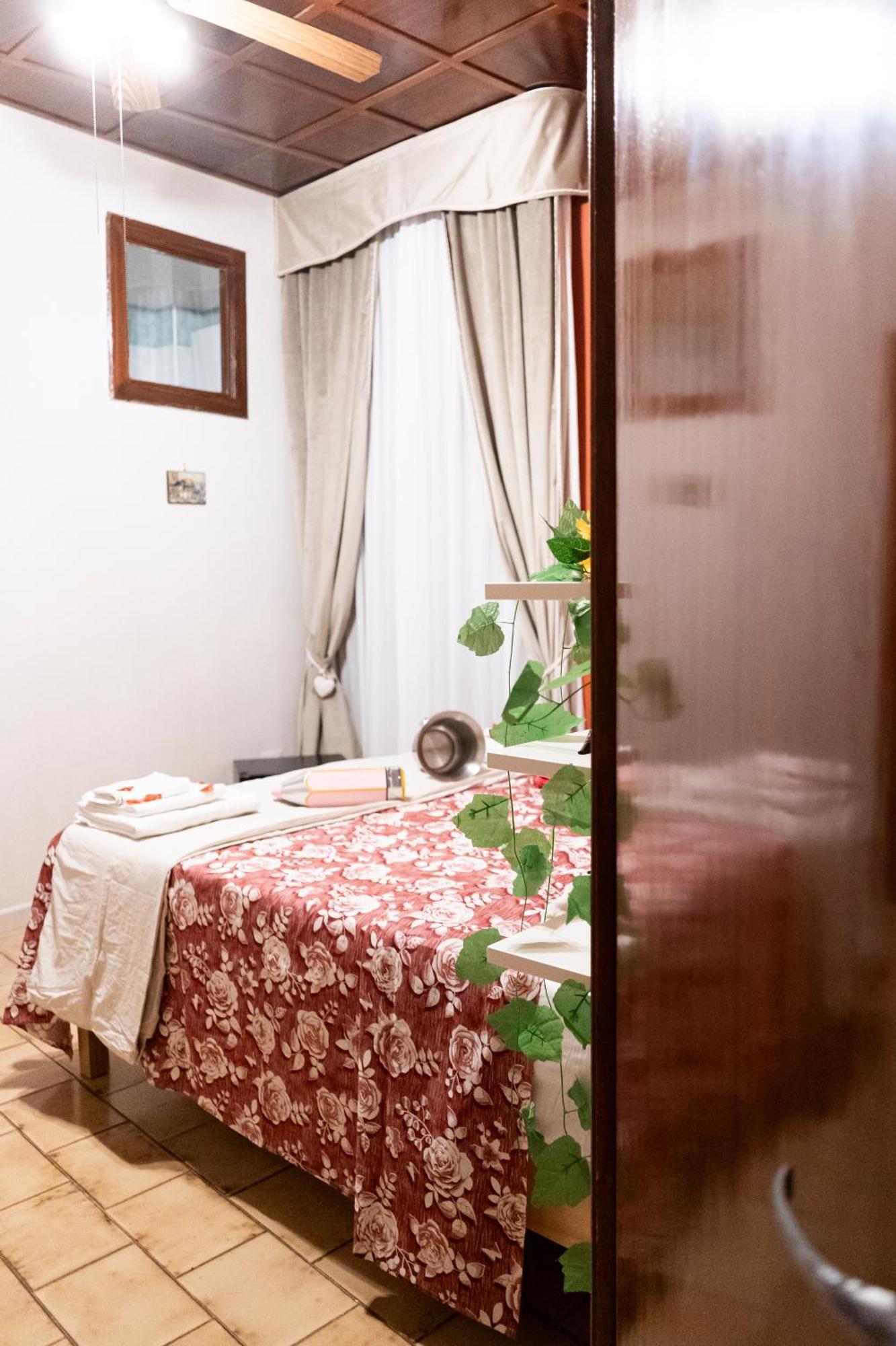 Affitta Camera Don Vittorio - Napoli Portacapuana מראה חיצוני תמונה